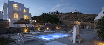 Mykonostimo Luxury Villas & Apartments