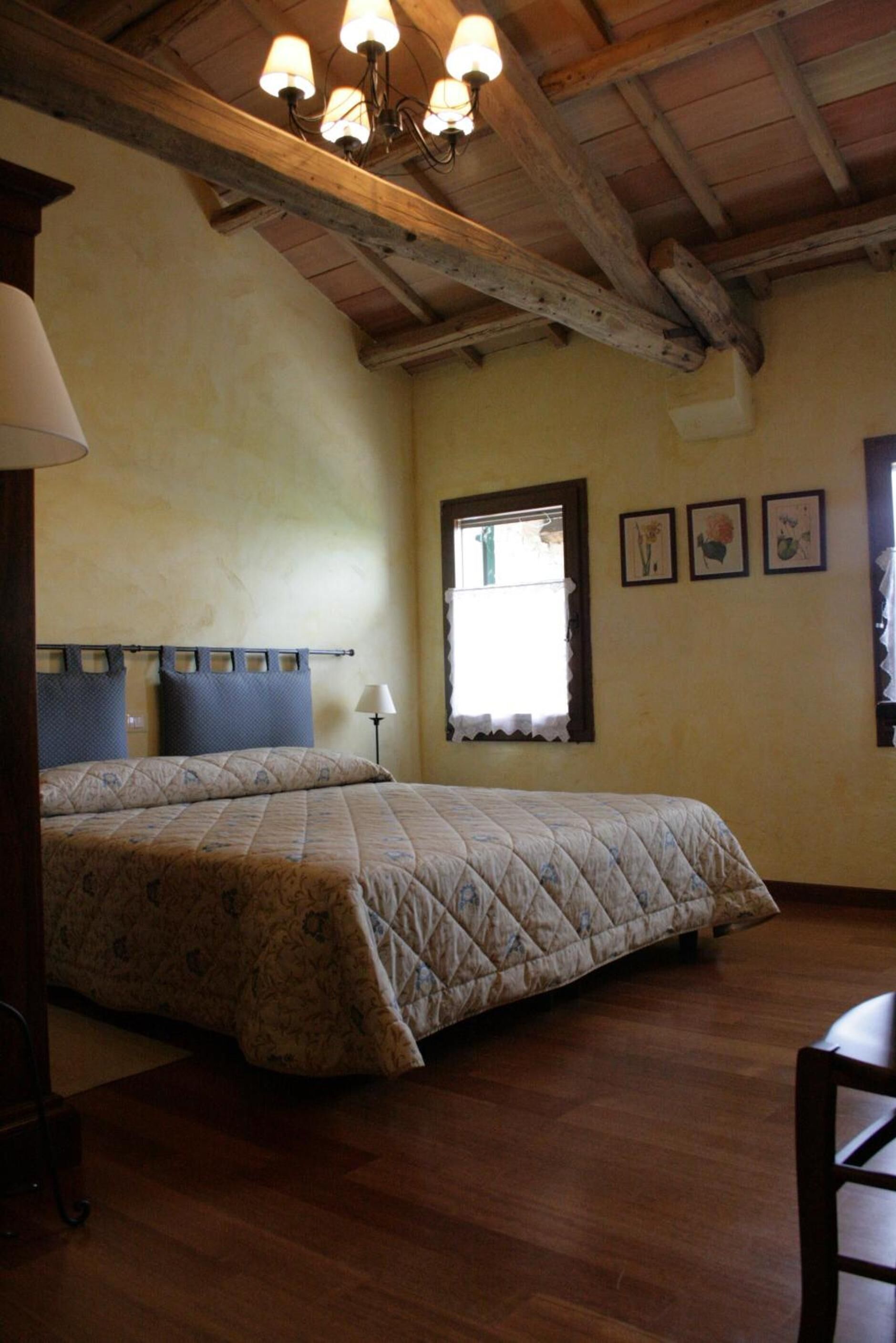 Wi-Fi gratuit, draps fournis, accès pour personnes à mobilité réduite