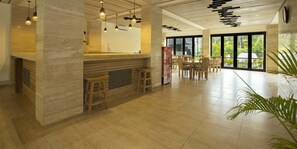 Daily cooked-to-order breakfast for a fee - Core Hotel Benoa (Nusa Dua)