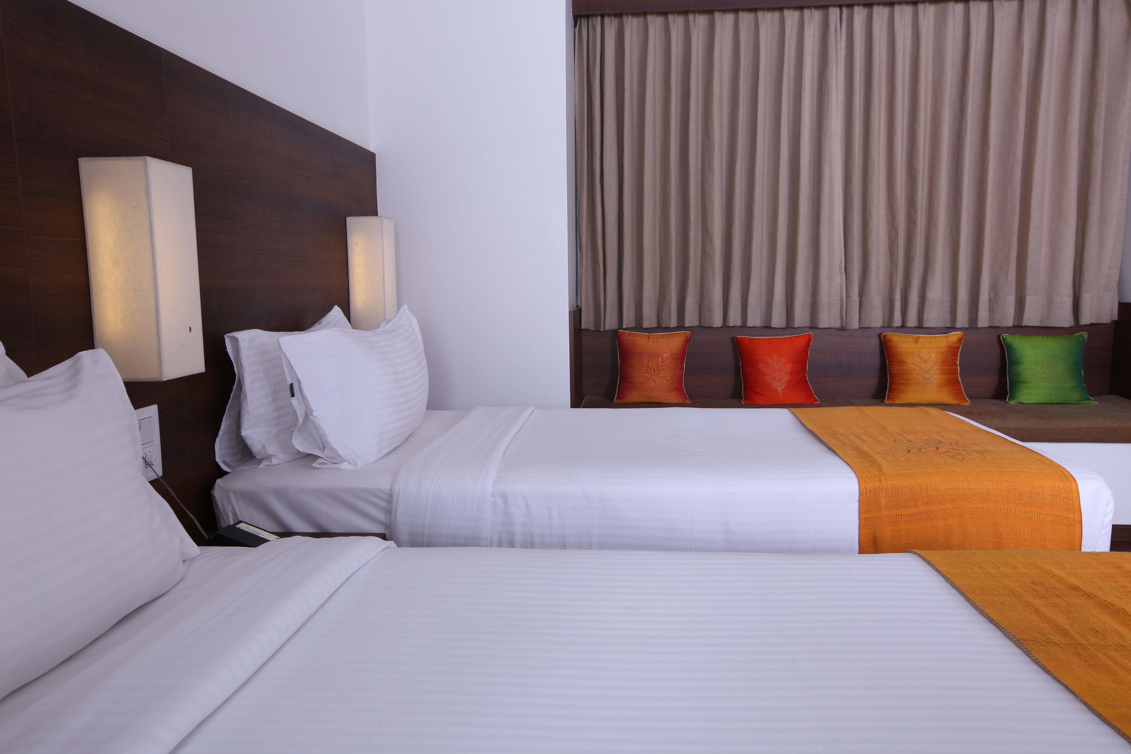 executive room | 1 bedroom, premium bedding, minibar, in-room safe