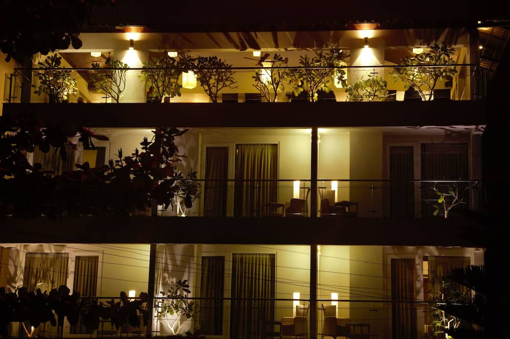Temple Tree Hotel