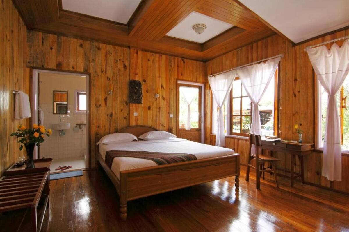 in-room safe, desk, rollaway beds, free wifi