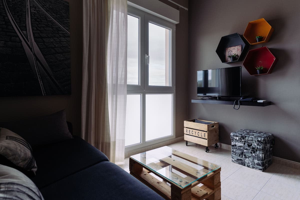 Apartment, 1 Schlafzimmer | Wohnzimmer | Flachbildfernseher