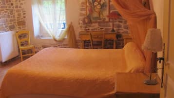 Habitación doble (Topaze) | Escritorio, tabla de planchar con plancha y cunas gratuitas