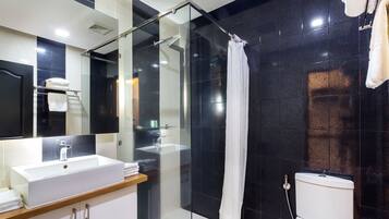 Free toiletries, hair dryer, slippers, bidet