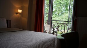 In-room safe, free WiFi