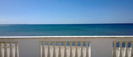 Pemandangan dari hartanah