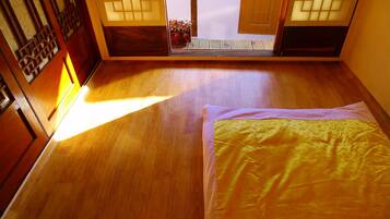 Double Room | Individually furnished, iron/ironing board, wheelchair access