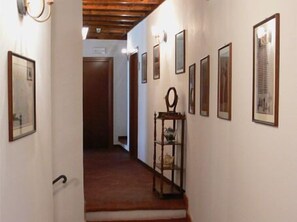 Hallway - Locanda Il Falco Nero (Fumone)