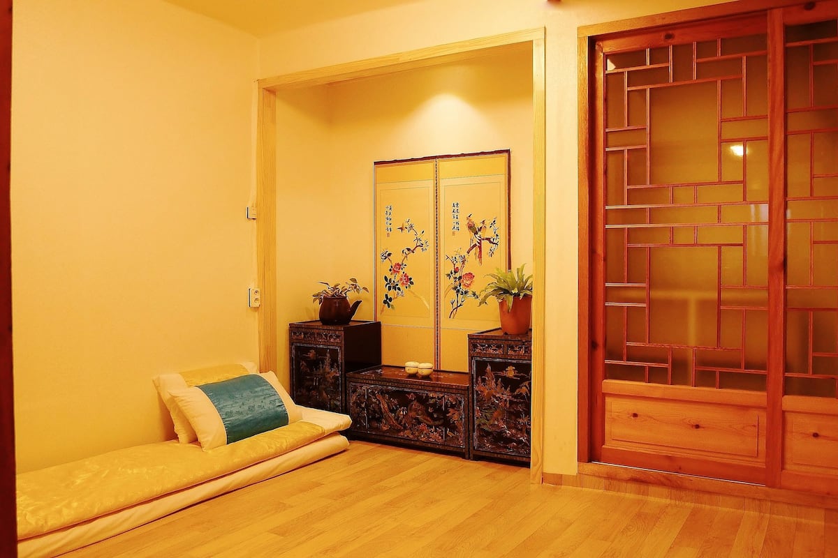 Double Room, Shared Bathroom | Soundproofing, WiFi, bed sheets