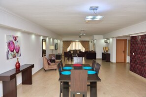 Dining - Amara Suites Caterers Court (Lagos)