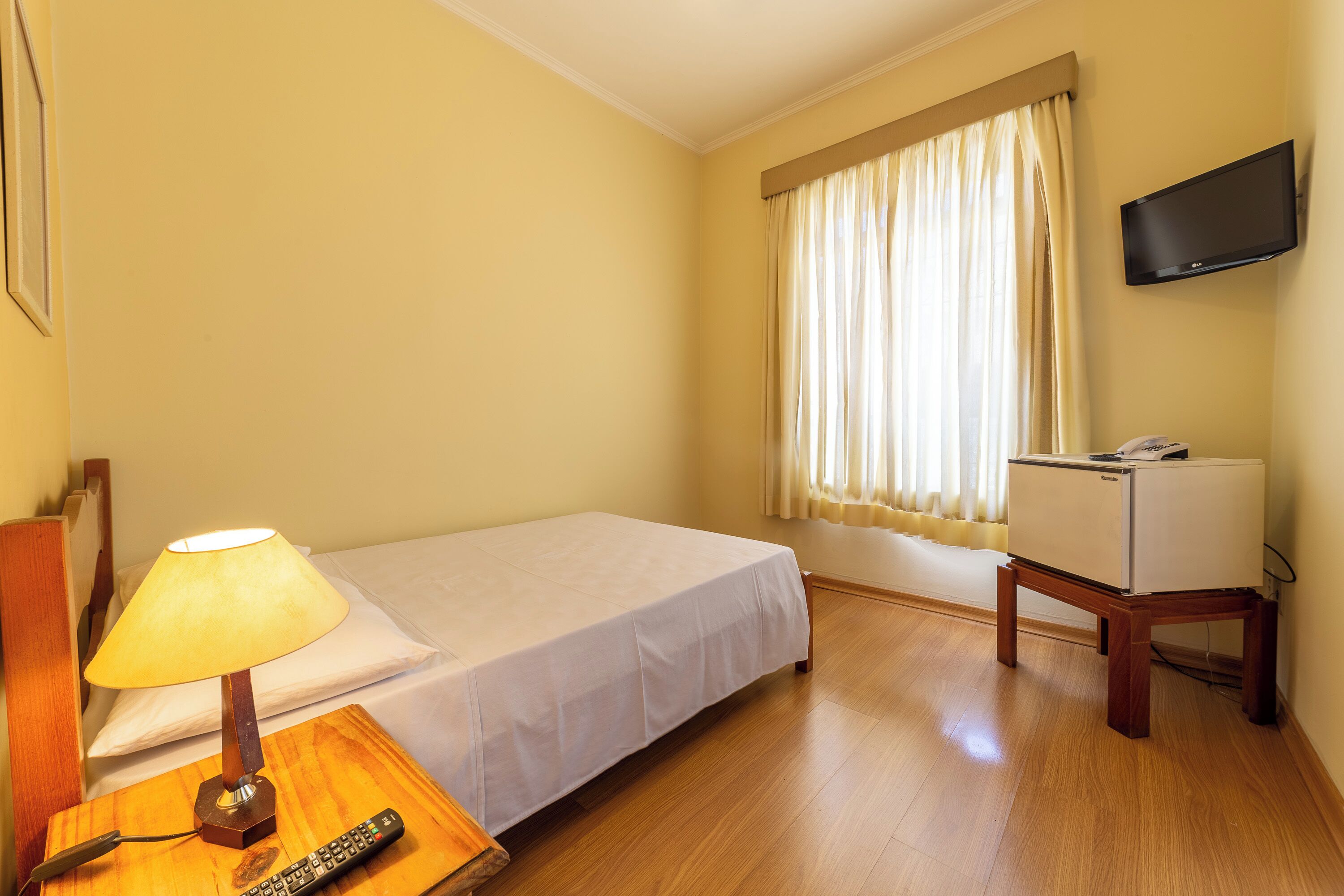 room | minibar, in-room safe, desk, free cots/infant beds