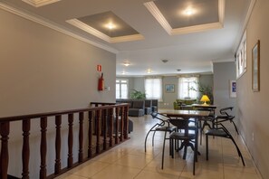 TV - Hotel Solaris (Sao Lourenco)