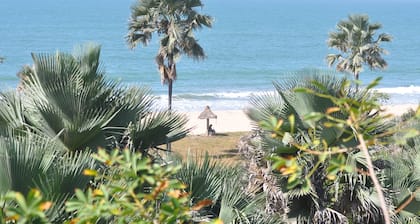 Leo's Beach Hotel & Restaurant - Adults Only