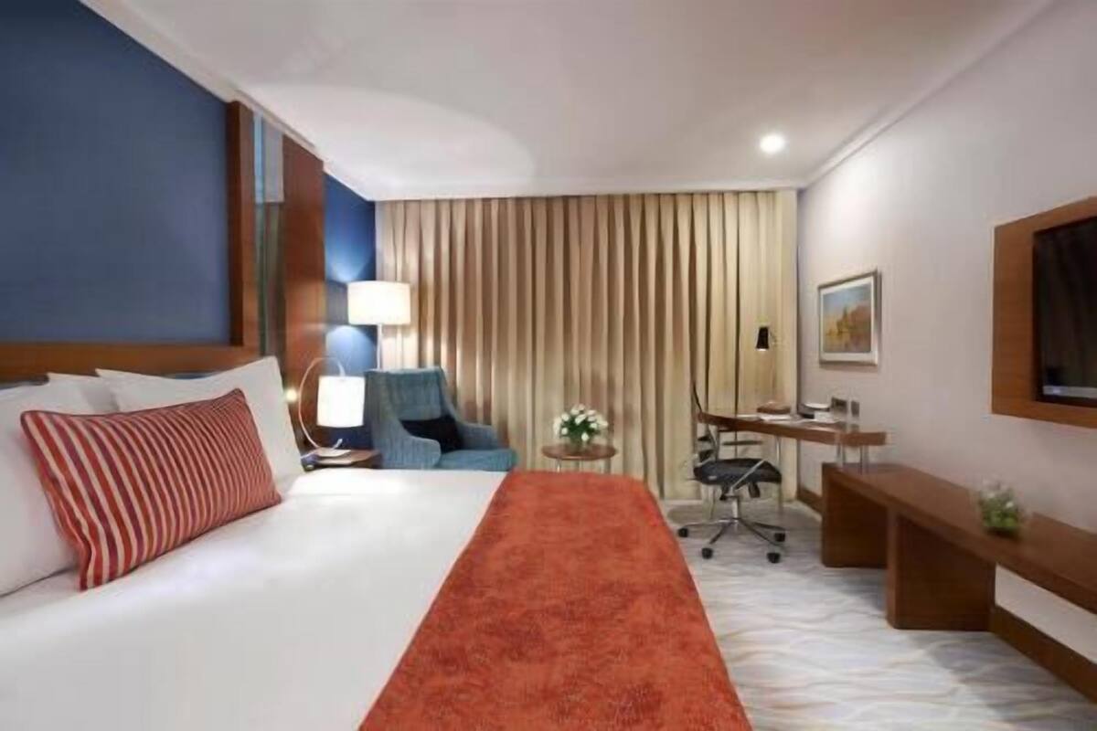 Ropa de cama de alta calidad y minibar