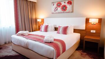 Premium bedding, Select Comfort beds, minibar, in-room safe