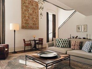 Room, Mezzanine (Medium) | Egyptian cotton sheets, premium bedding, down comforters, minibar - Soho House Istanbul (Istanbul)