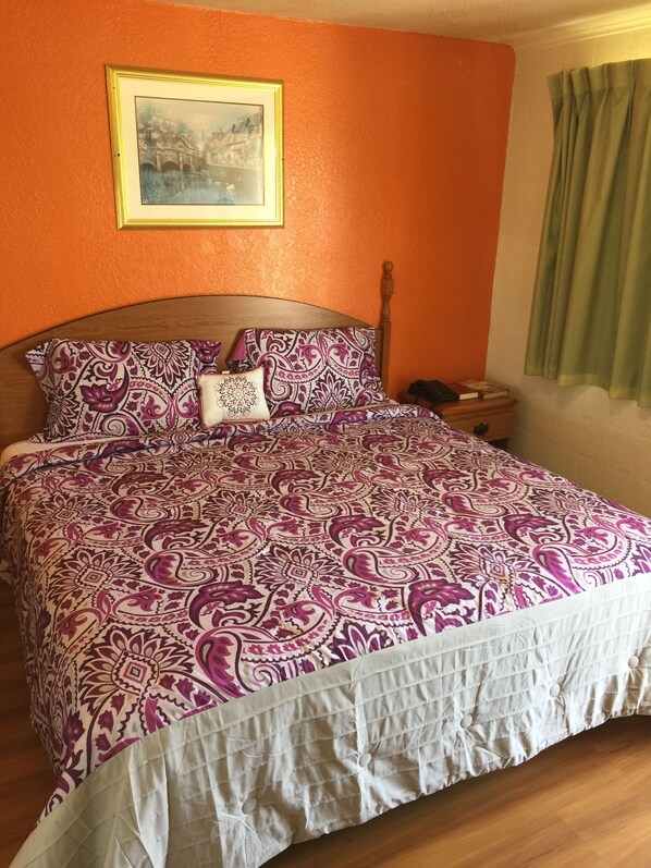 Standard Room, 1 King Bed, Non Smoking