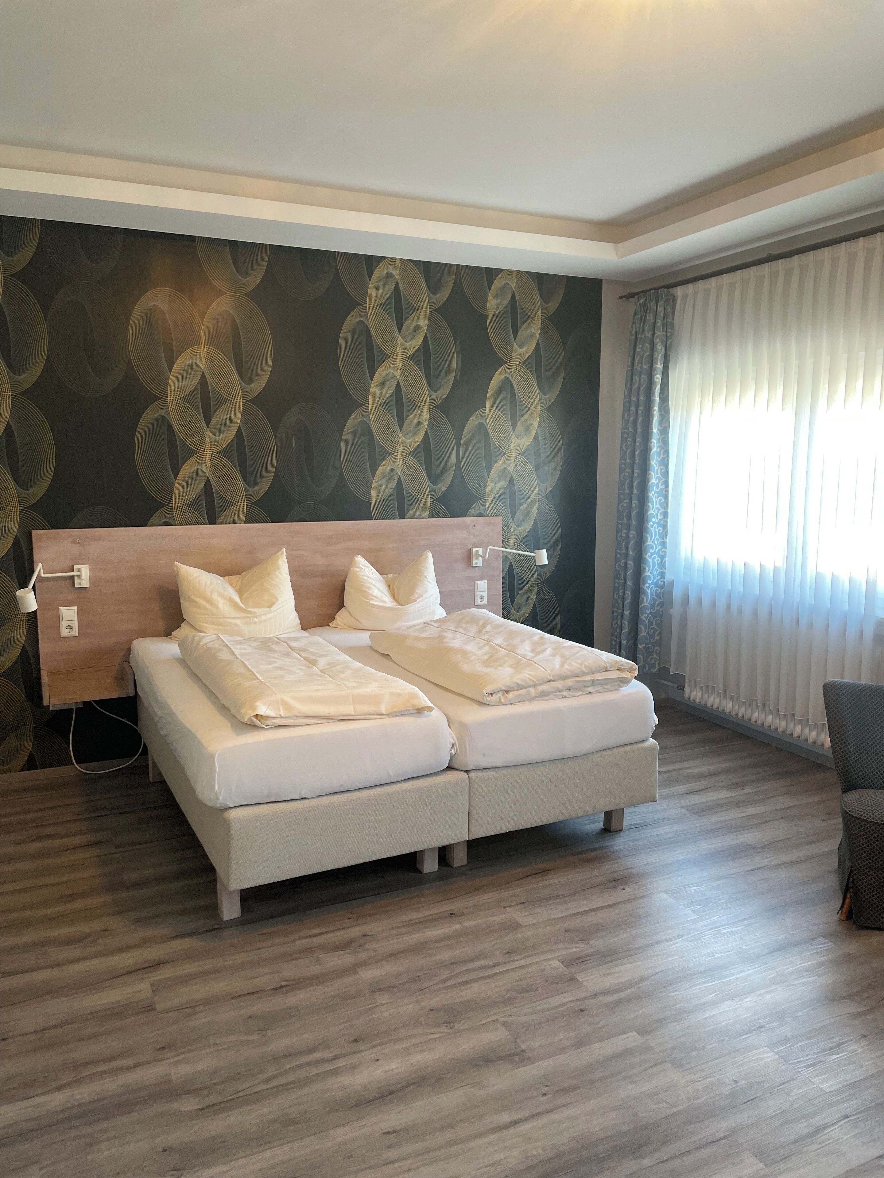 standard double room | premium bedding, minibar, desk, free wifi