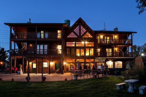 The Lodge at Grant's Trail