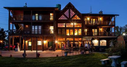 The Lodge at Grant's Trail