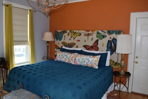 Suite – deluxe, flere soverom, ikke-røyk, kjøleskap og mikrobølgeovn | Sengetøy av topp kvalitet, individuelt dekorert og individuelt innredet