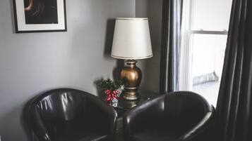 Quarto standard, 1 cama Queen, para não fumantes | Roupas de cama premium, individualmente decorados