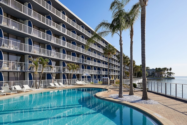 2 outdoor pools, open 8:00 AM to 9:00 PM, pool cabanas (surcharge)