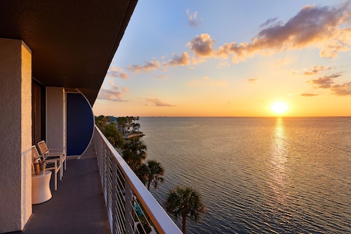 The Godfrey Hotel & Cabanas Tampa