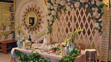 Banquet hall
