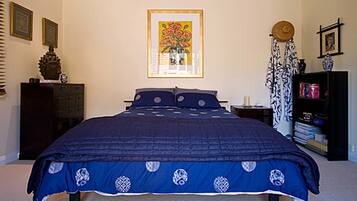 House, 1 Bedroom | 1 bedroom, desk, iron/ironing board, free WiFi