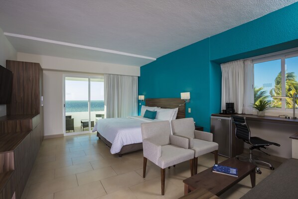 Suite Junior, 1 letto king | Una cassaforte in camera, una scrivania, postazione laptop