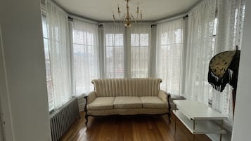 Louise Suite 22 | Living area | Smart TV