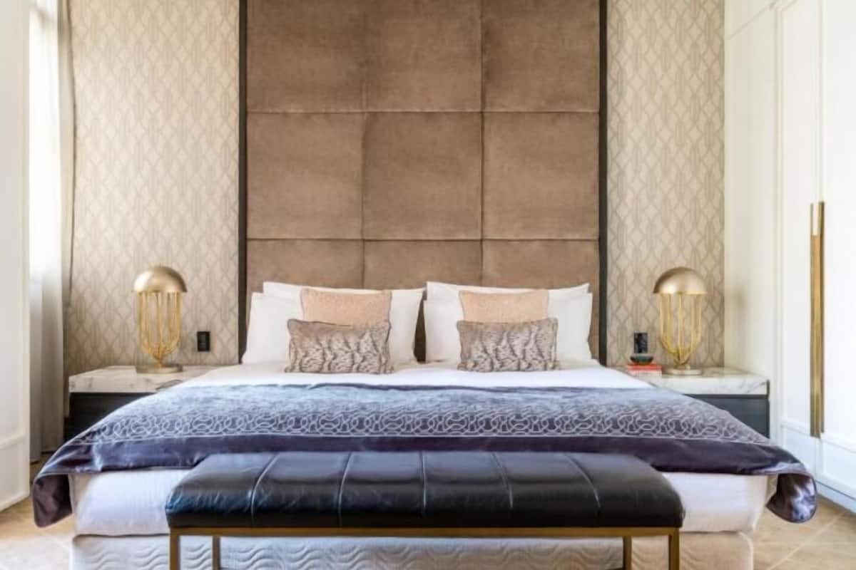 1 bedroom, premium bedding, minibar, in-room safe