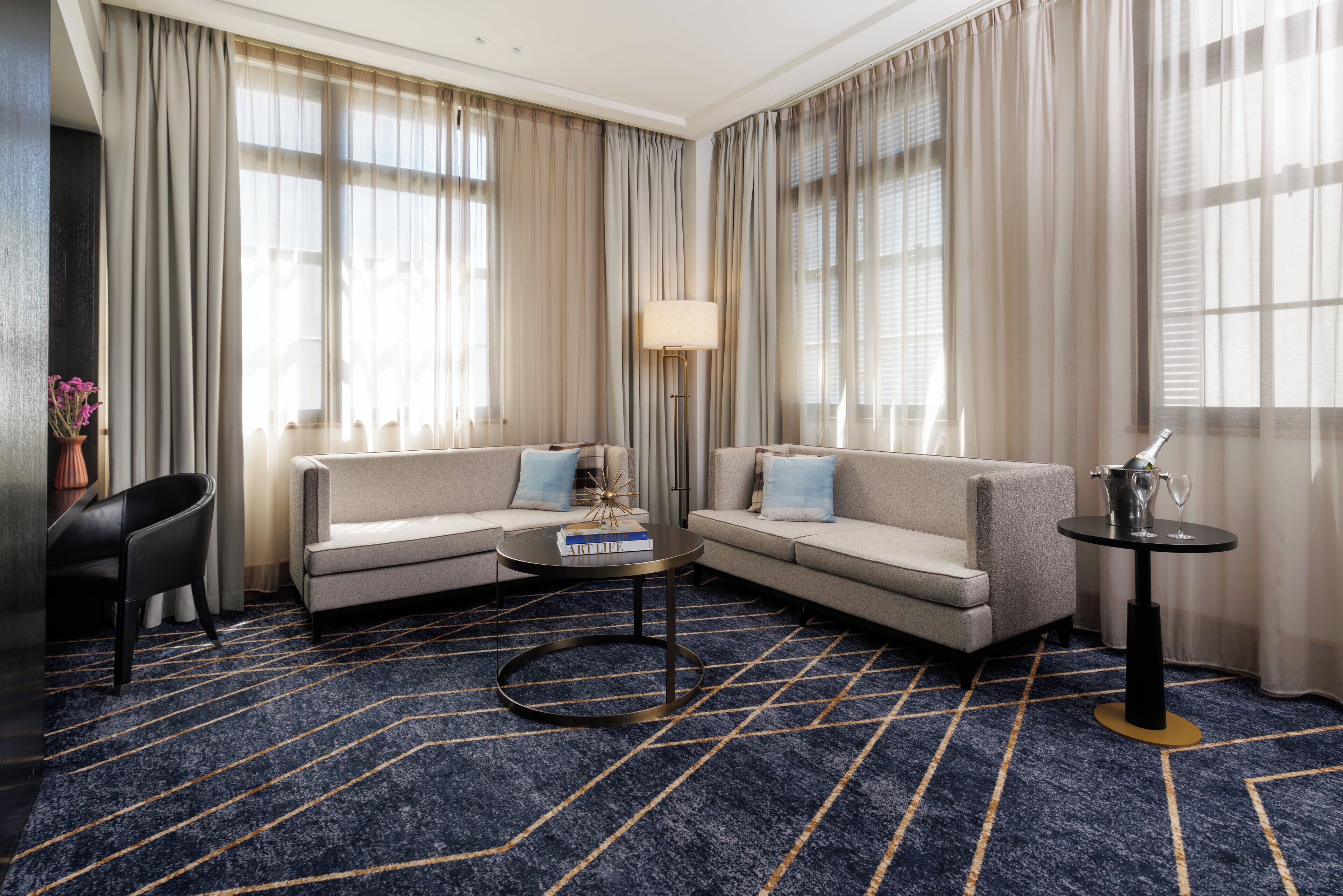 suite (margot) | 1 bedroom, premium bedding, minibar, in-room safe