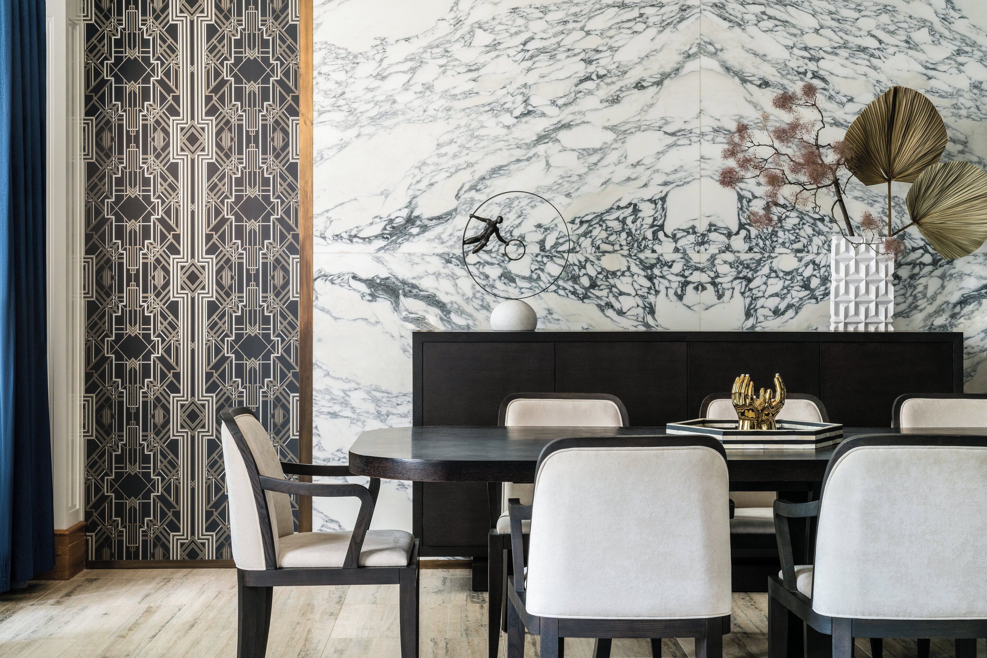 Suite (Hammond) | Premium bedding, minibar, in-room safe, desk