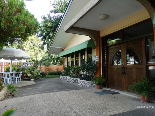 Front of property - Idea Pension House (Jagna)