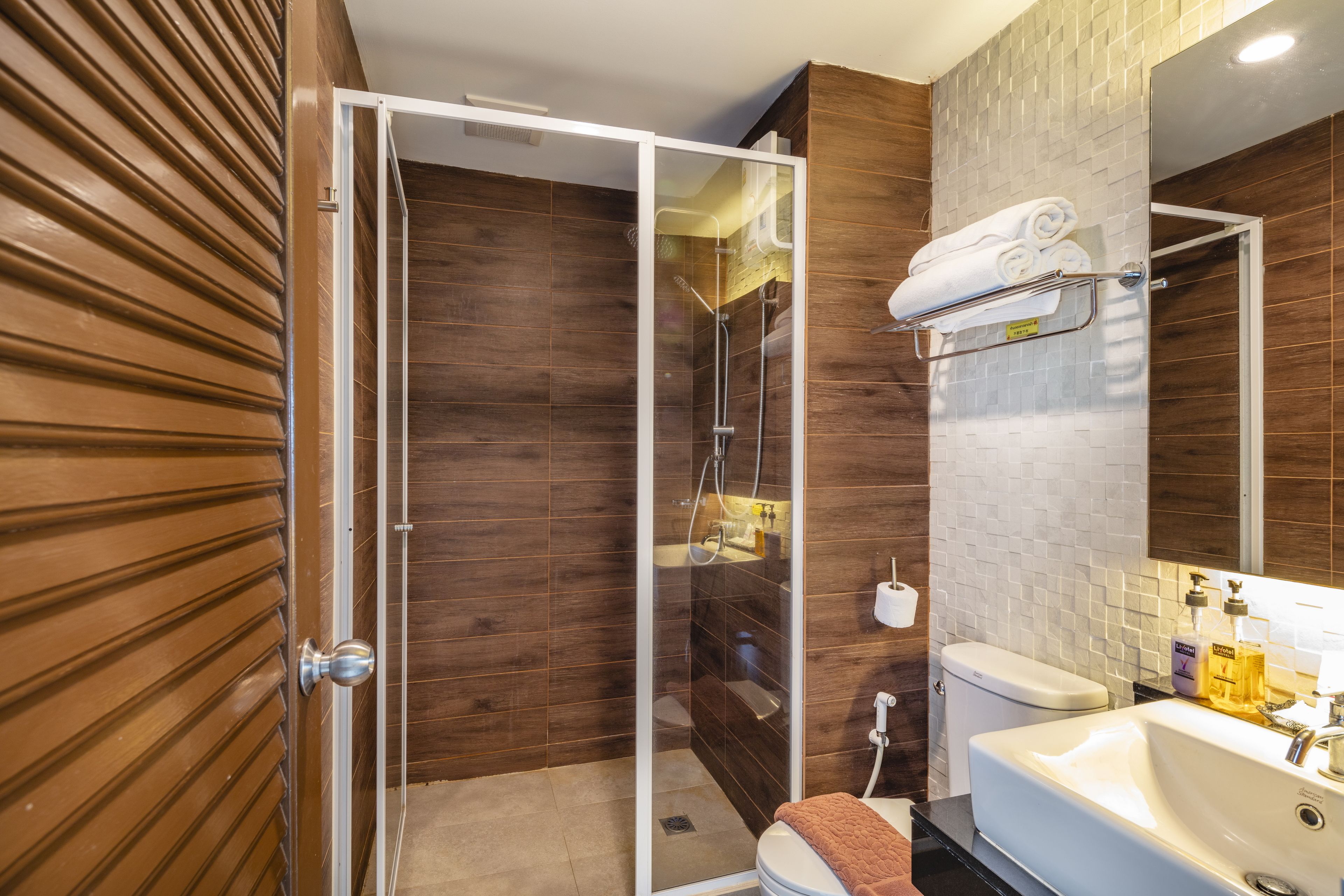 Photo - Livotel Hotel Kaset Nawamin Bangkok