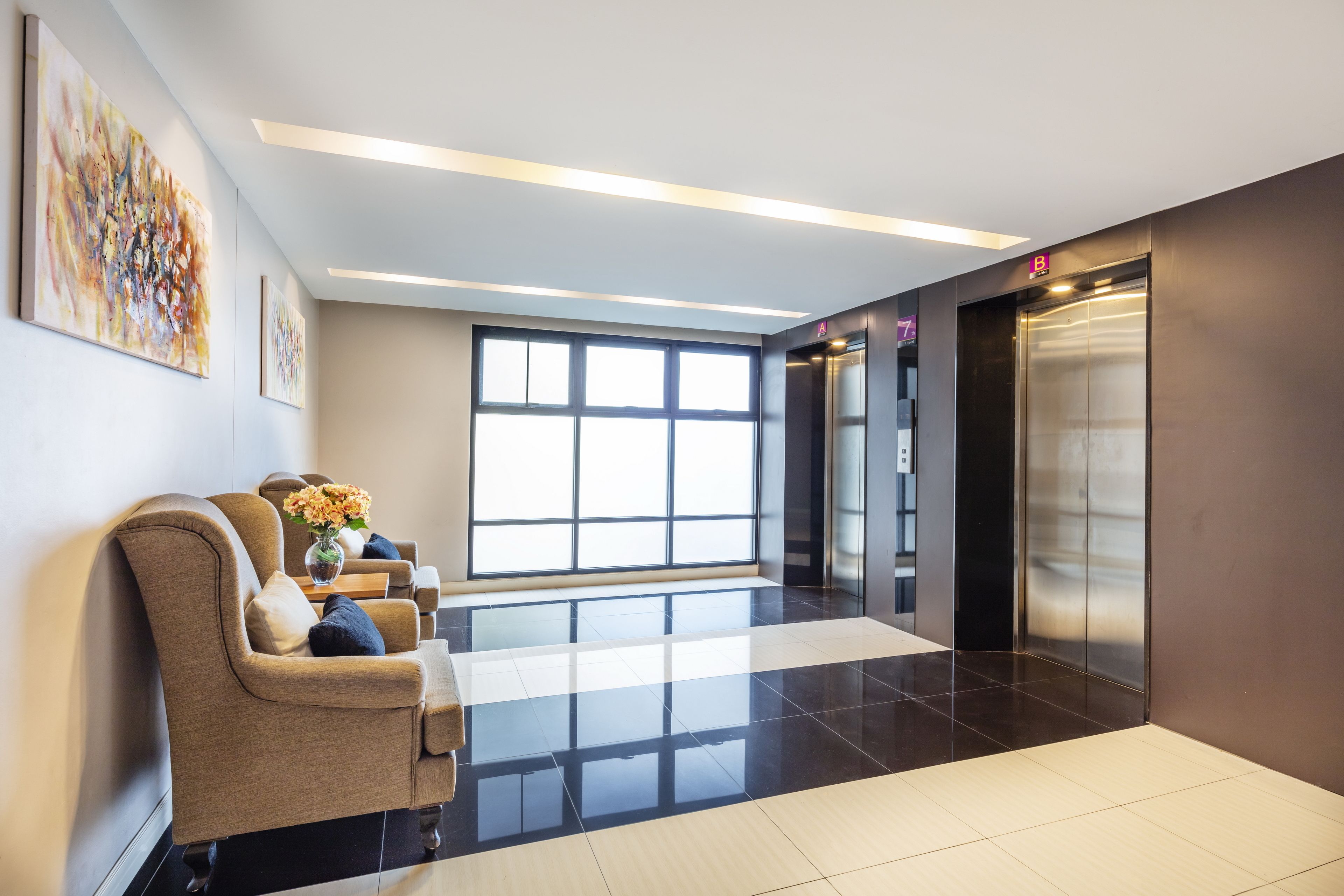 Photo - Livotel Hotel Kaset Nawamin Bangkok