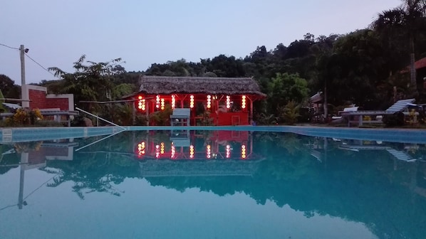 Outdoor pool - Thuyhouse Resort (Phu Quoc)