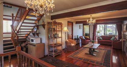 Ainslie Manor Guests House