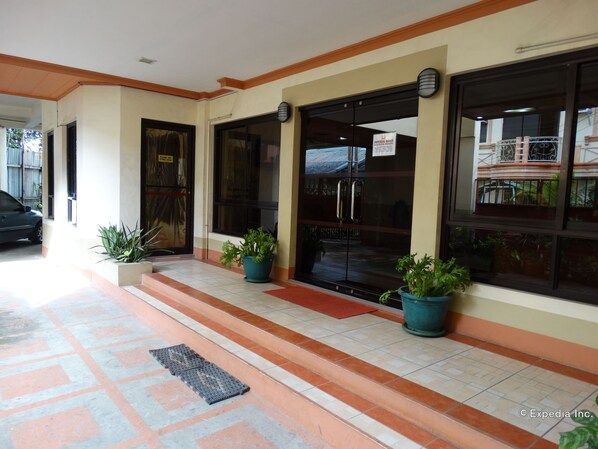 Entrada de la propiedad