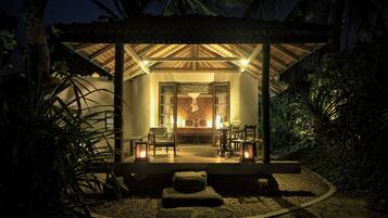 Beach Hut Muhudu Bella | Minibaari, tallelokero huoneessa, silitysrauta/-lauta, ilmainen Wi-Fi
