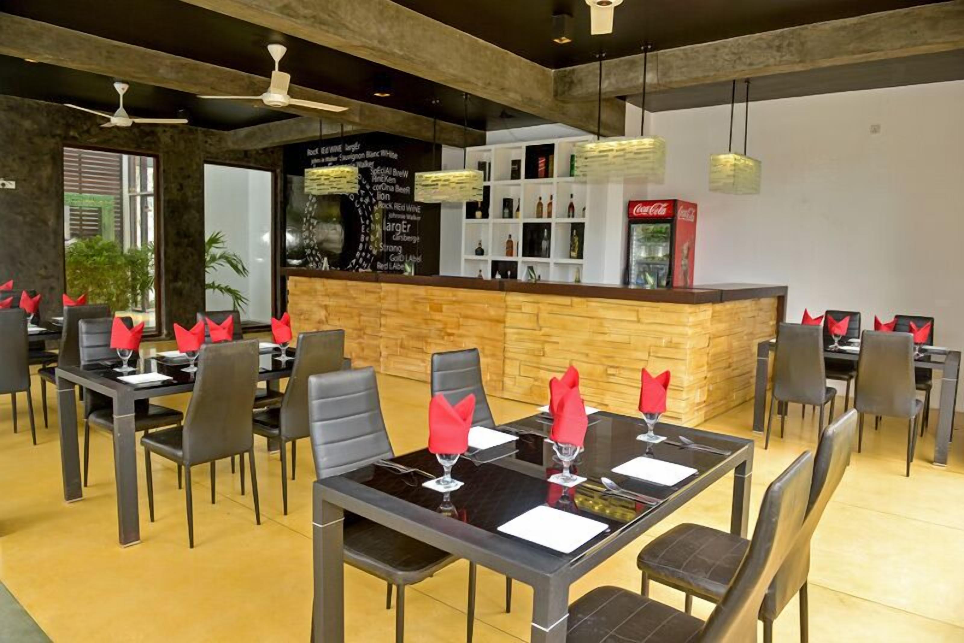 Photo - Olanro Hotel Negombo