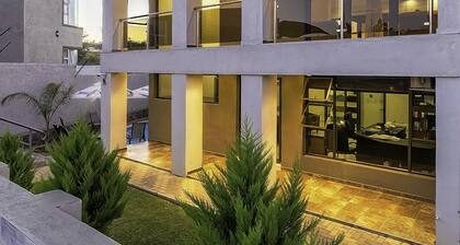 Discovery Guest House