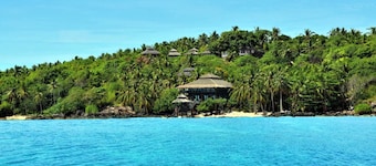 Breve Azurine Lagoon Retreat