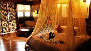 デラックス ルーム (Sea Front Studio) | 客室ごとに異なる装飾、客室ごとに異なるインテリア、遮光カーテン、ベビーベッド (無料)