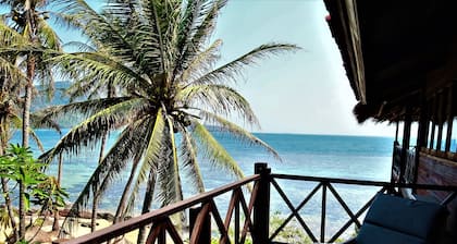 Breve Azurine Lagoon Retreat