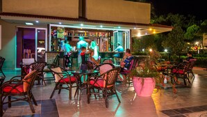 Bar (on property) - Achousa Hotel (Rhodes)