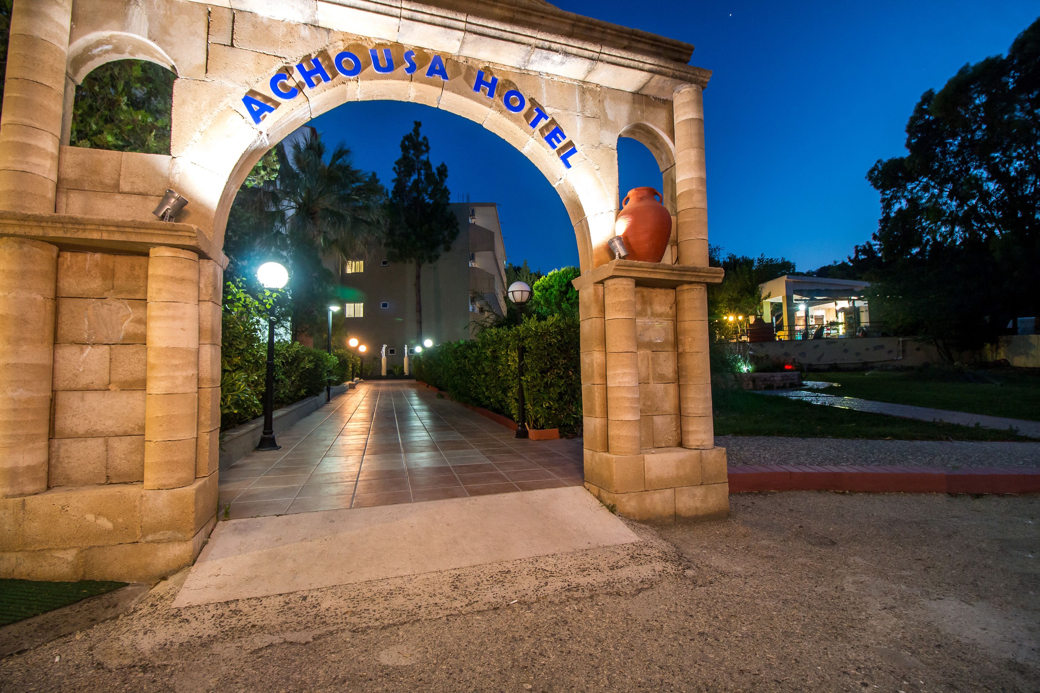 Photo - Achousa Hotel